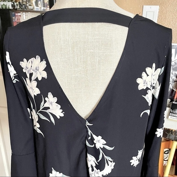 Aqua Floral Navy Blue Dress With Bell Sleeves Bohemian- By Aqua - Picture 4 of 13